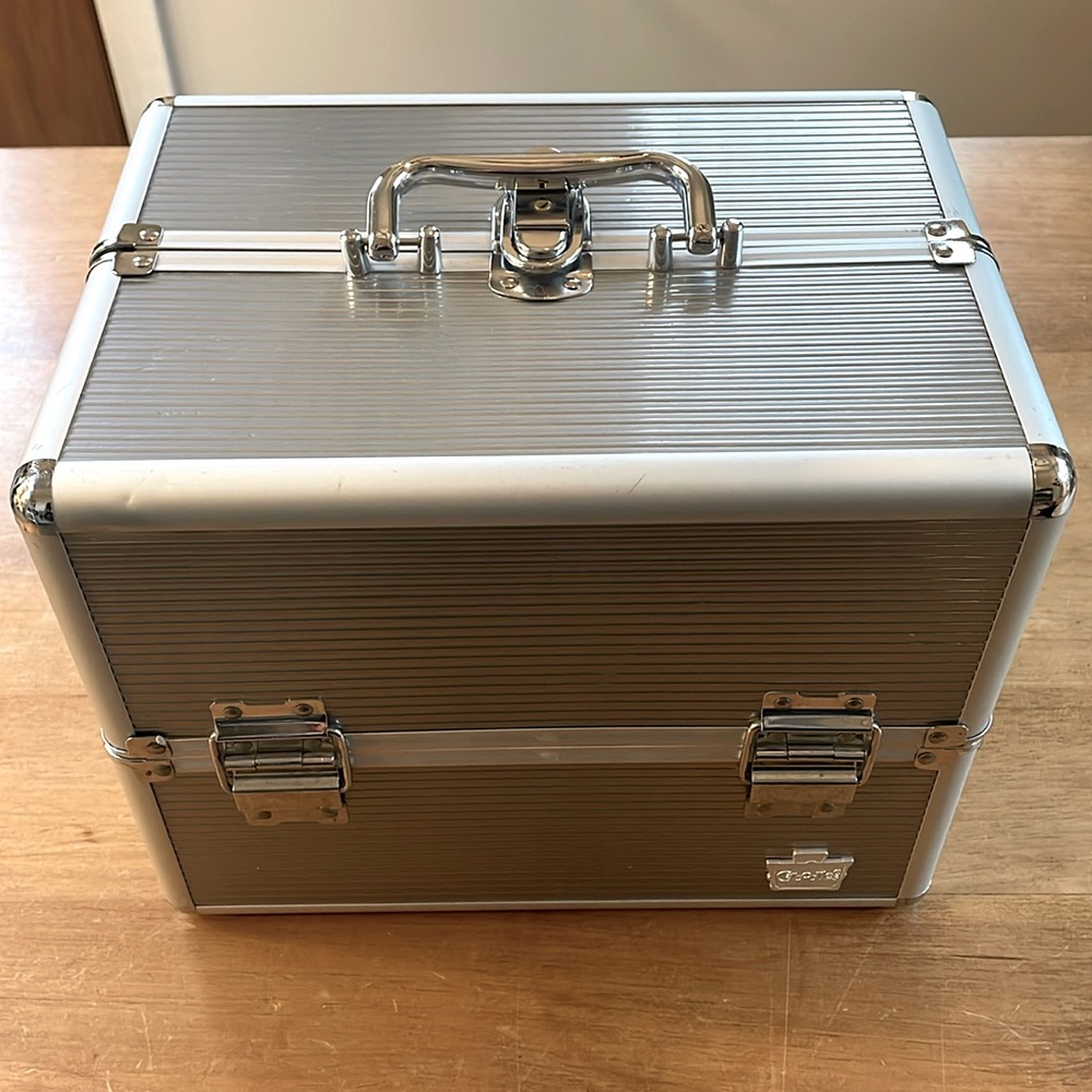 Caboodles Silver Makeup Train Case